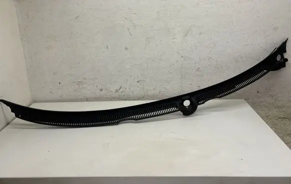 Audi A4 S4 B7 8E 8H Wiper trim 8E1819403