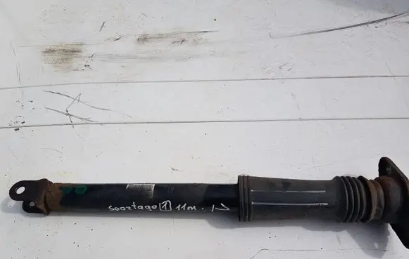 KIA Sportage Rear shock absorber/damper 553113U010