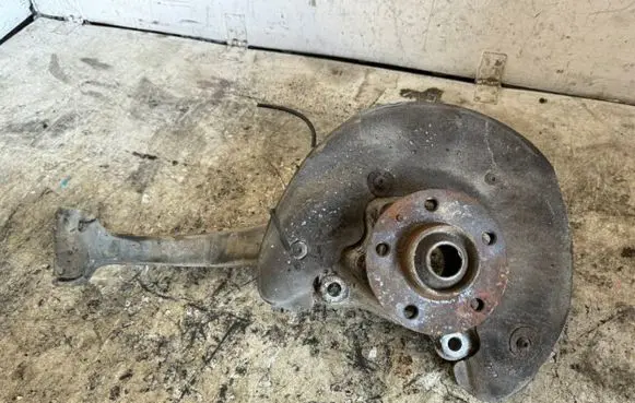 Audi A5 8T 8F Front wheel hub spindle knuckle 8K0407254T 8K0407613B