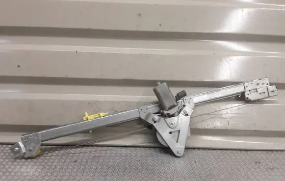 Renault Trafic II (X83) Front door window regulator with motor 