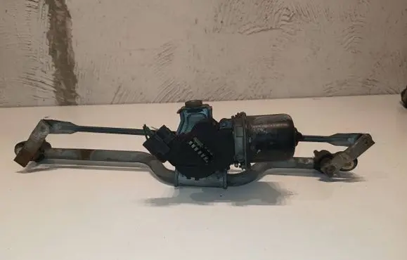 Renault Clio II Front wiper linkage and motor 54508911