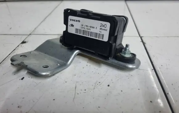 Volvo S80 ESP acceleration yaw rate sensor 10170103603 30667843AA 05W462