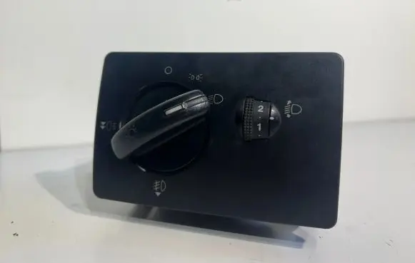 Ford Fusion Light switch 6S6T13A024CA
