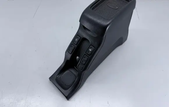 Land Rover Freelander Center console FHM100330 FJR100150