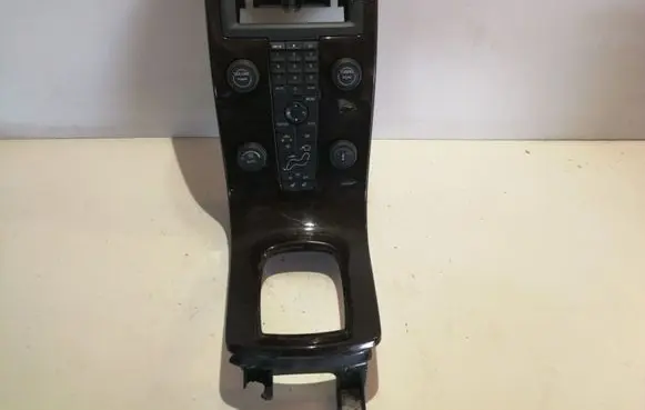 Volvo V50 Climate control unit 8623067 621330