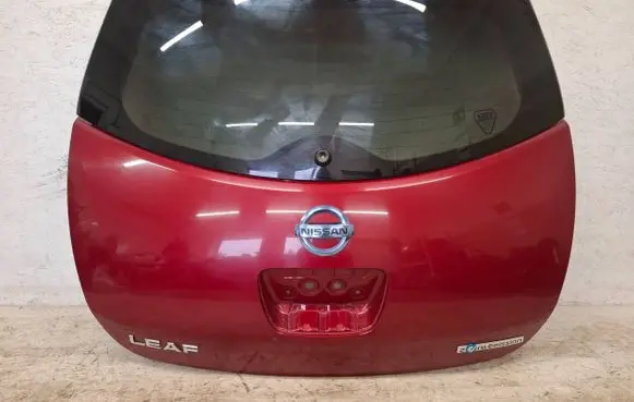 Nissan Leaf I (ZE0) Tailgate/trunk/boot lid