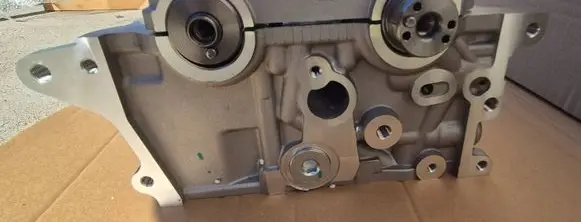 Hyundai i30 Engine head G4FA