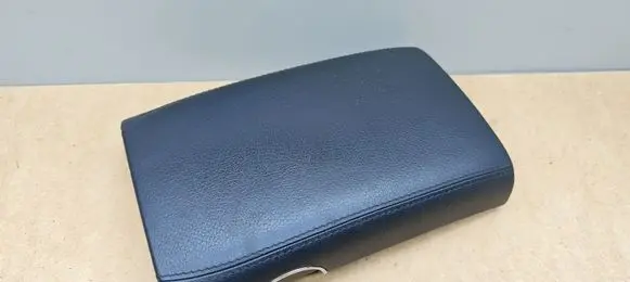 Mercedes-Benz CLS C219 Armrest 