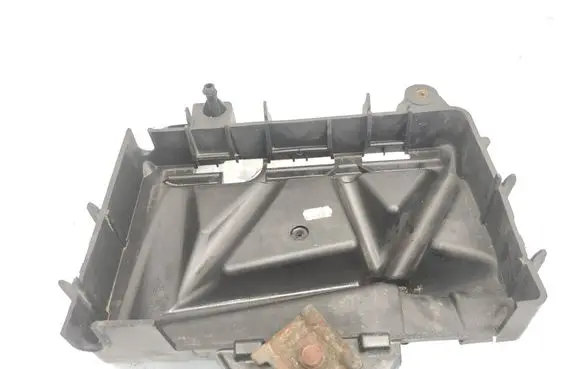 Volkswagen Polo V 6R Battery tray 6Q0915331D