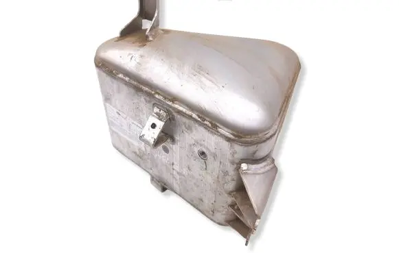 Land Rover Range Rover Sport L461 Air suspension tank/reservoir M8E25B709AC