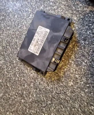 Mercedes-Benz E W211 Comfort/convenience module A0255457132
