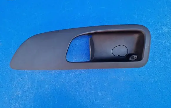 Alfa Romeo Brera Front door interior handle trim 368980