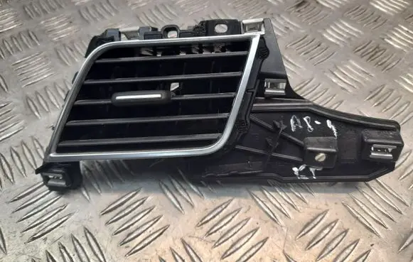 Audi A8 S8 D4 4H Dashboard side air vent grill/cover trim 4H1820901A