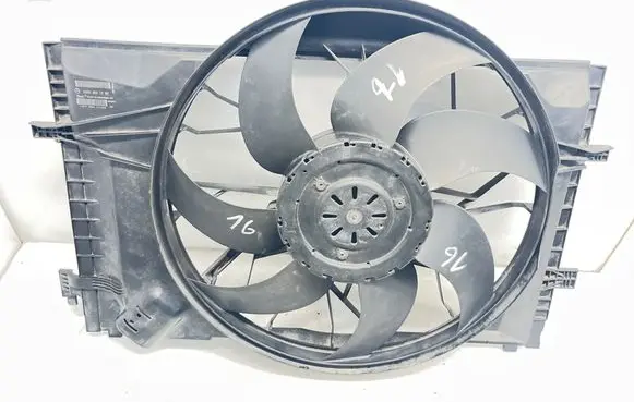 Mercedes-Benz CLK A209 C209 Electric radiator cooling fan A2035001593