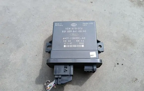 Ford S-MAX Xenon control unit/module 6M2113K031AD
