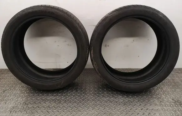 Maserati Levante R21 summer tire 