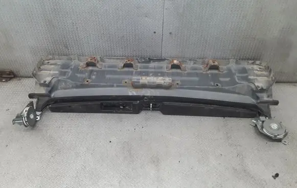 Mitsubishi Outlander Truck tailgate 