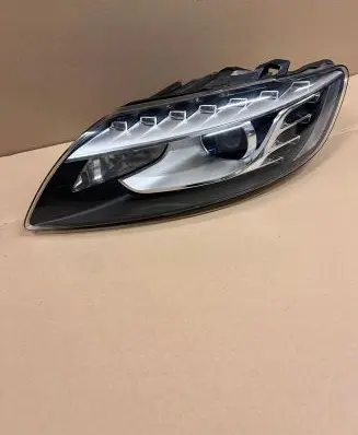 Audi Q7 4L Headlight/headlamp