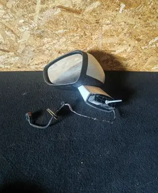 Citroen C5 Front door electric wing mirror