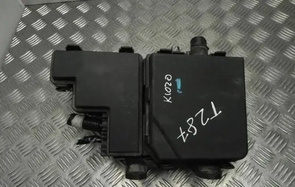 Nissan X-Trail T32 Fuse box set 284B75NA0A