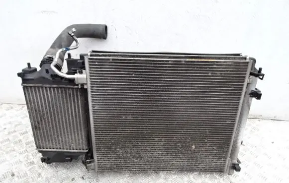 Nissan Qashqai Radiator set 