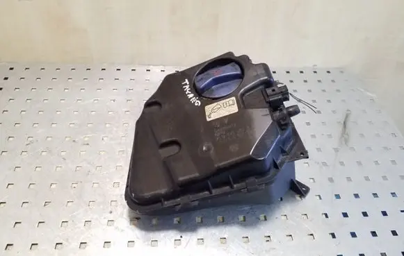 Volkswagen Touareg I Coolant expansion tank/reservoir 7L0121407E