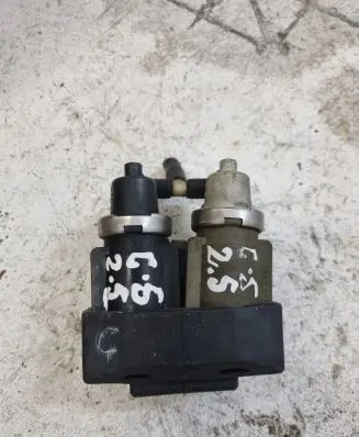Audi A6 S6 C5 4B Turbo solenoid valve 059906629