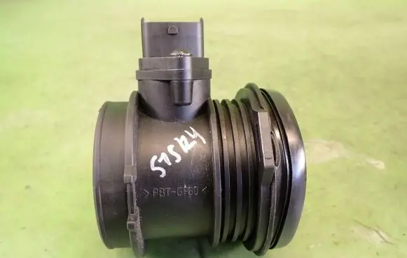 KIA Sorento Mass air flow meter
