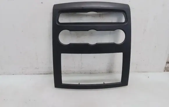 Mercedes-Benz Sprinter W906 Radio/GPS head unit trim A9066800017