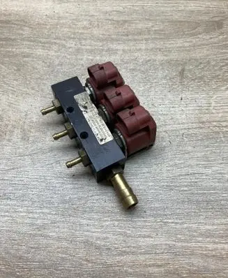Volvo 850 LP gas injector 67R010104 110R000040