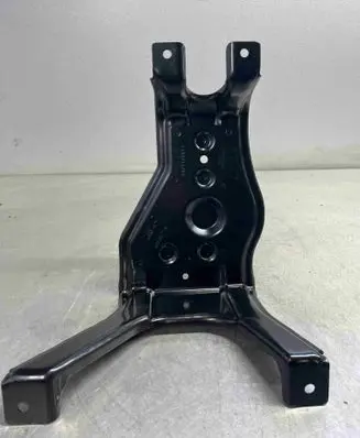 Audi A6 C7 Spare wheel mounting bracket 4g0802715