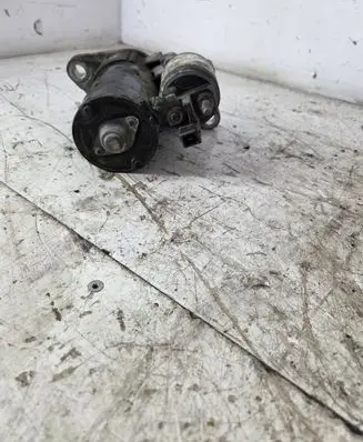 Volkswagen Fox Starter motor