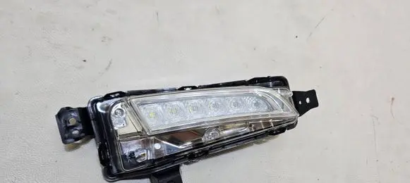 Suzuki Vitara (LY) Front fog light W1378