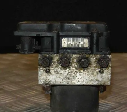 Toyota Corolla Verso E121 ABS Pump 476L2130204085