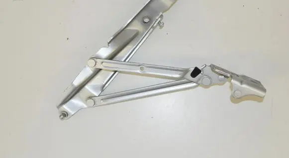 Volkswagen Beetle A5 Tailgate/trunk/boot hinge 5C3827302