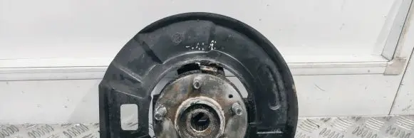 Hyundai Santa Fe Front wheel hub spindle knuckle
