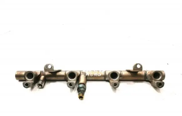 Audi Q7 4L Fuel main line pipe 079133315E
