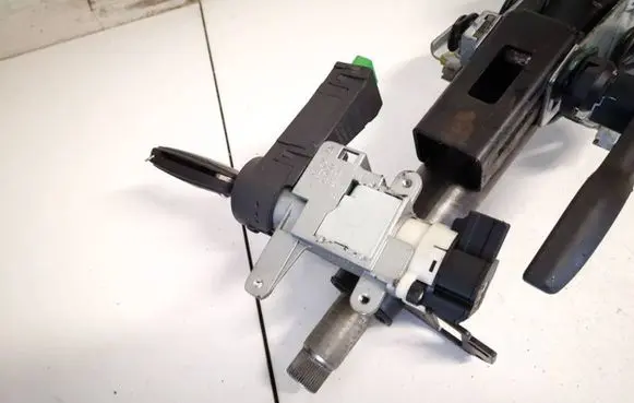 Volvo XC90 Ignition lock 8673073 73760