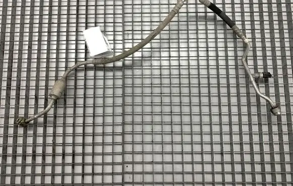 Ford Transit Custom Air conditioning (A/C) pipe/hose