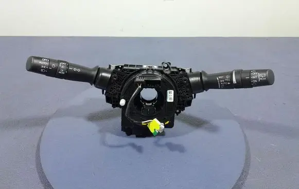 Honda HR-V Other switches/knobs/shifts 35000T0A00