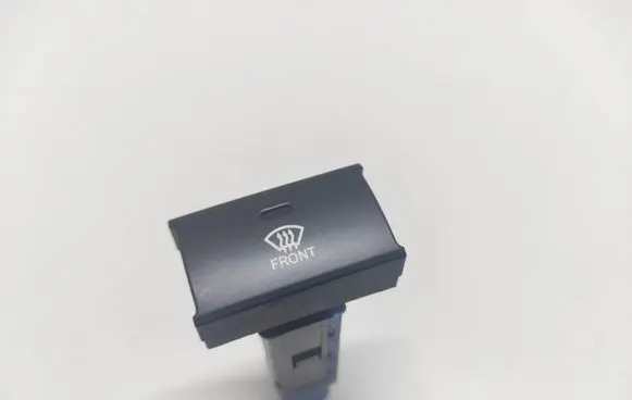 Hyundai Santa Fe Windscreen/window heater switch 621W05010