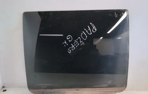 Mitsubishi Pajero Sport I Rear door window glass 43R00073