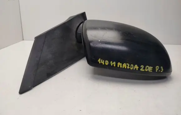 Mazda 2 Front door electric wing mirror 