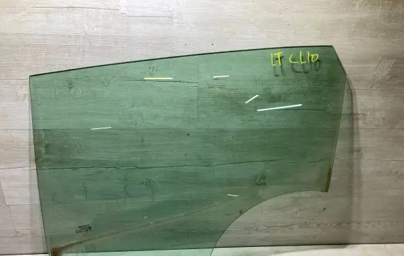 Renault Clio V Rear door window glass