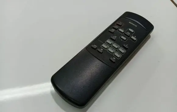 Multifunctional control switch/knob