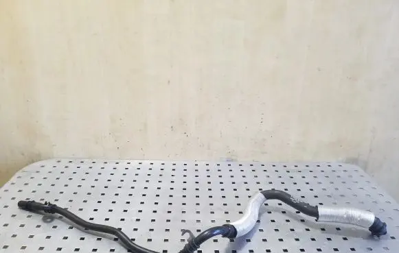 Volvo XC90 Engine coolant pipe/hose 31368149