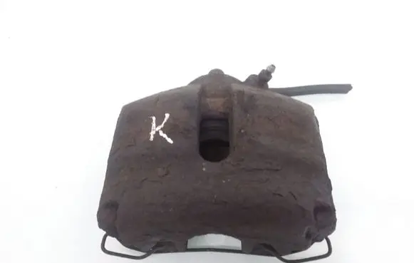 Volkswagen PASSAT B6 Front brake caliper