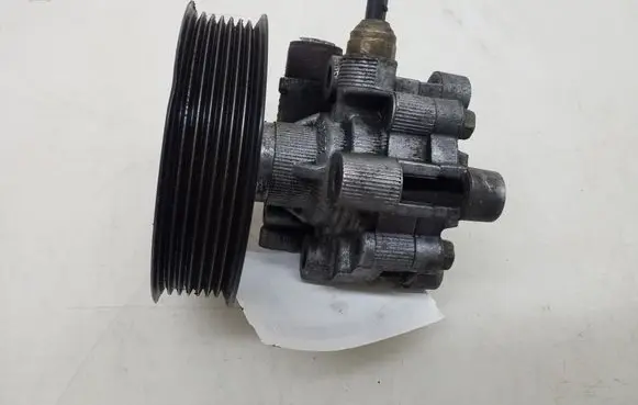 Toyota RAV 4 (XA20) Power steering pump 4431042070