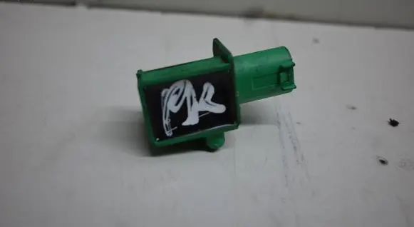 Chrysler Town & Country V Airbag deployment crash/impact sensor 68137949AA
