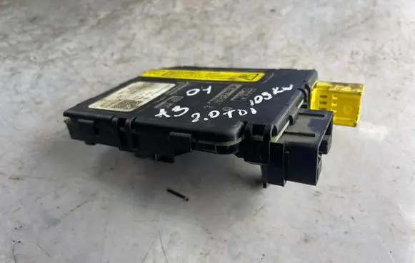 Audi A3 S3 8P Steering angle sensor 1k0953549